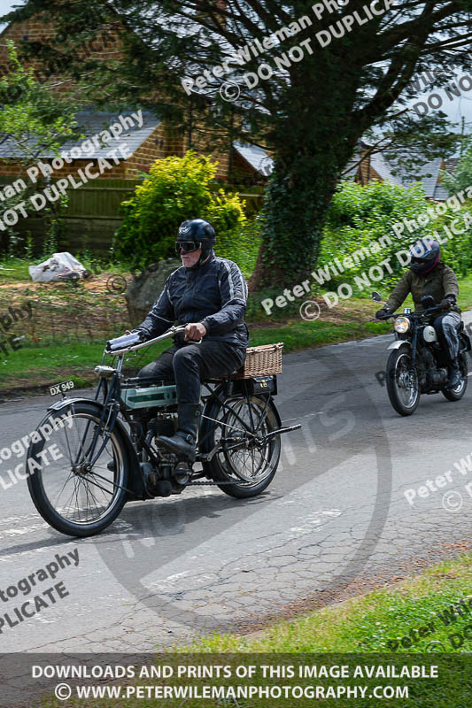 Vintage motorcycle club;eventdigitalimages;no limits trackdays;peter wileman photography;vintage motocycles;vmcc banbury run photographs
